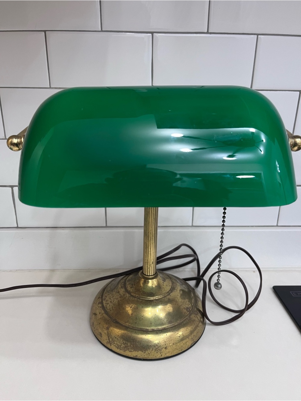 Vintage Lamp, Green Glass Shade Bankers Desk Lamp,with Pull Chain Switch..